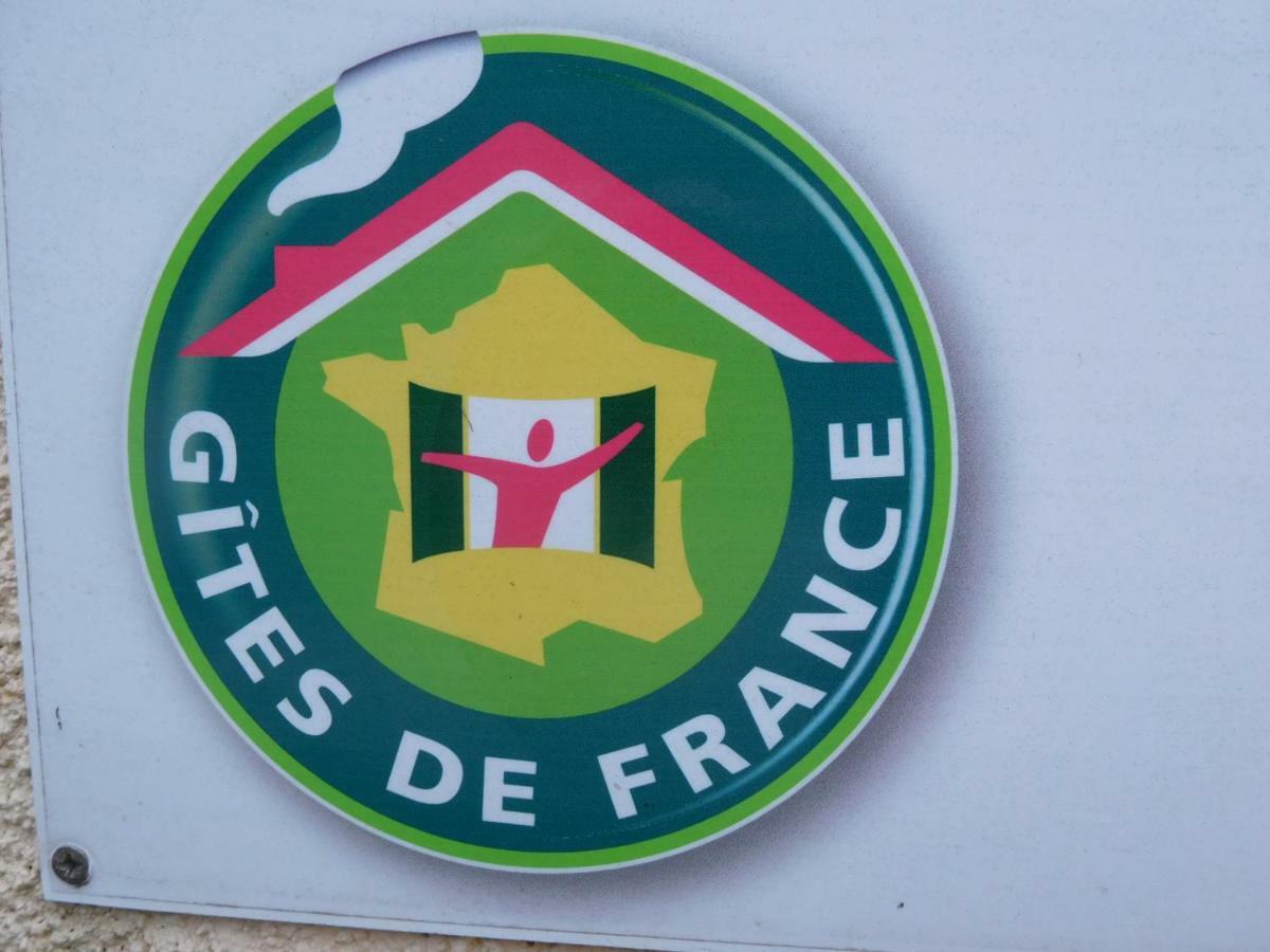 La Chambre D'Amis La Costignieres Montgueux Ngoại thất bức ảnh