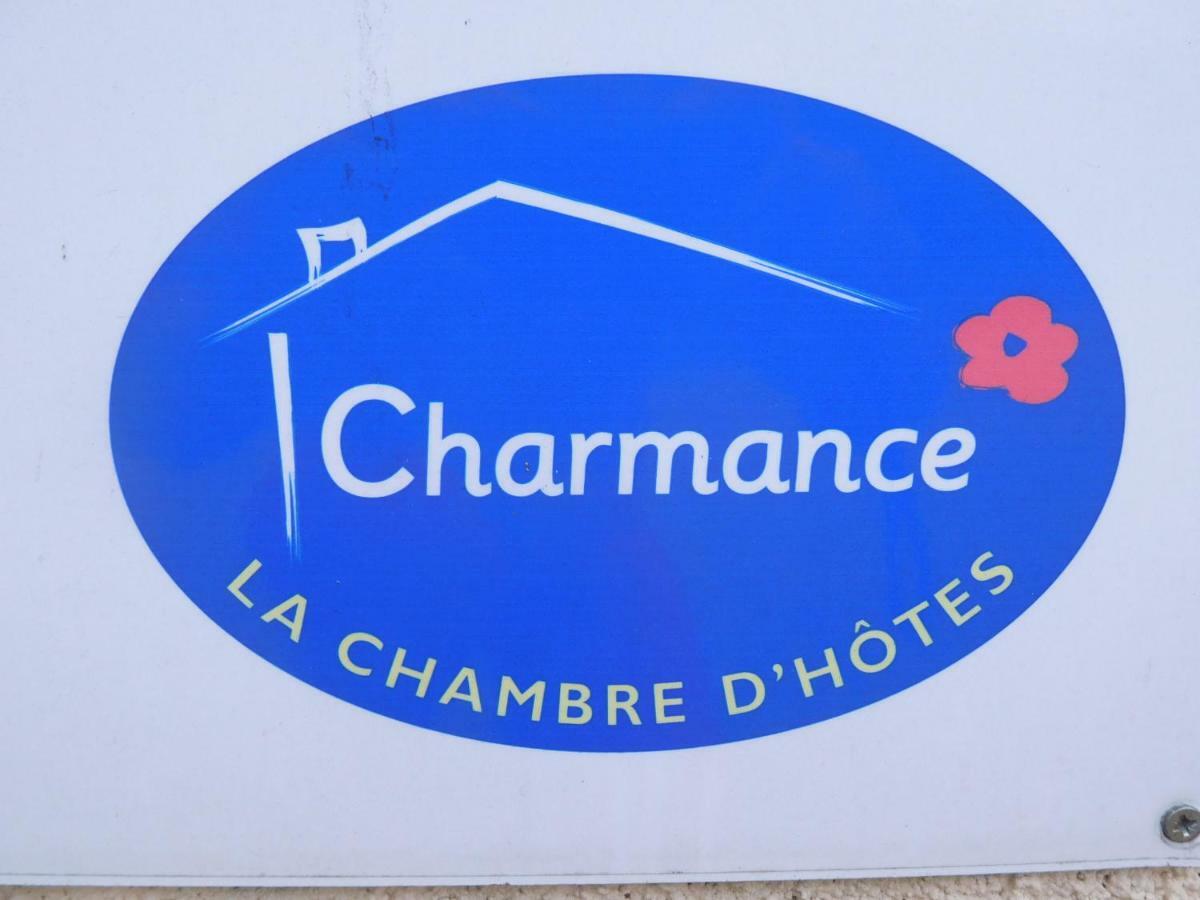 La Chambre D'Amis La Costignieres Montgueux Ngoại thất bức ảnh