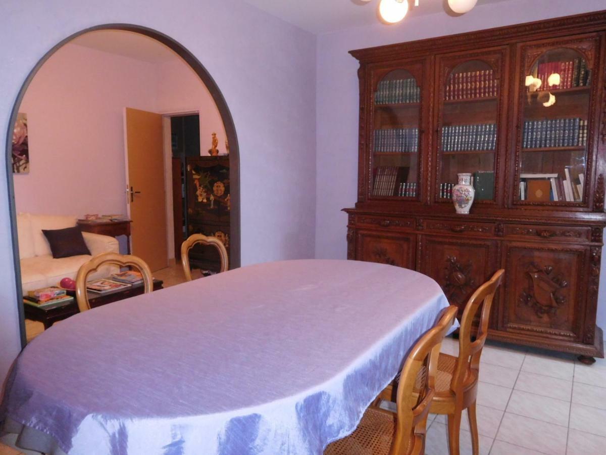 La Chambre D'Amis La Costignieres Montgueux Ngoại thất bức ảnh